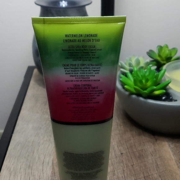 Bath & Body Works watermelon lemonade body cream - Picture 2 of 2
